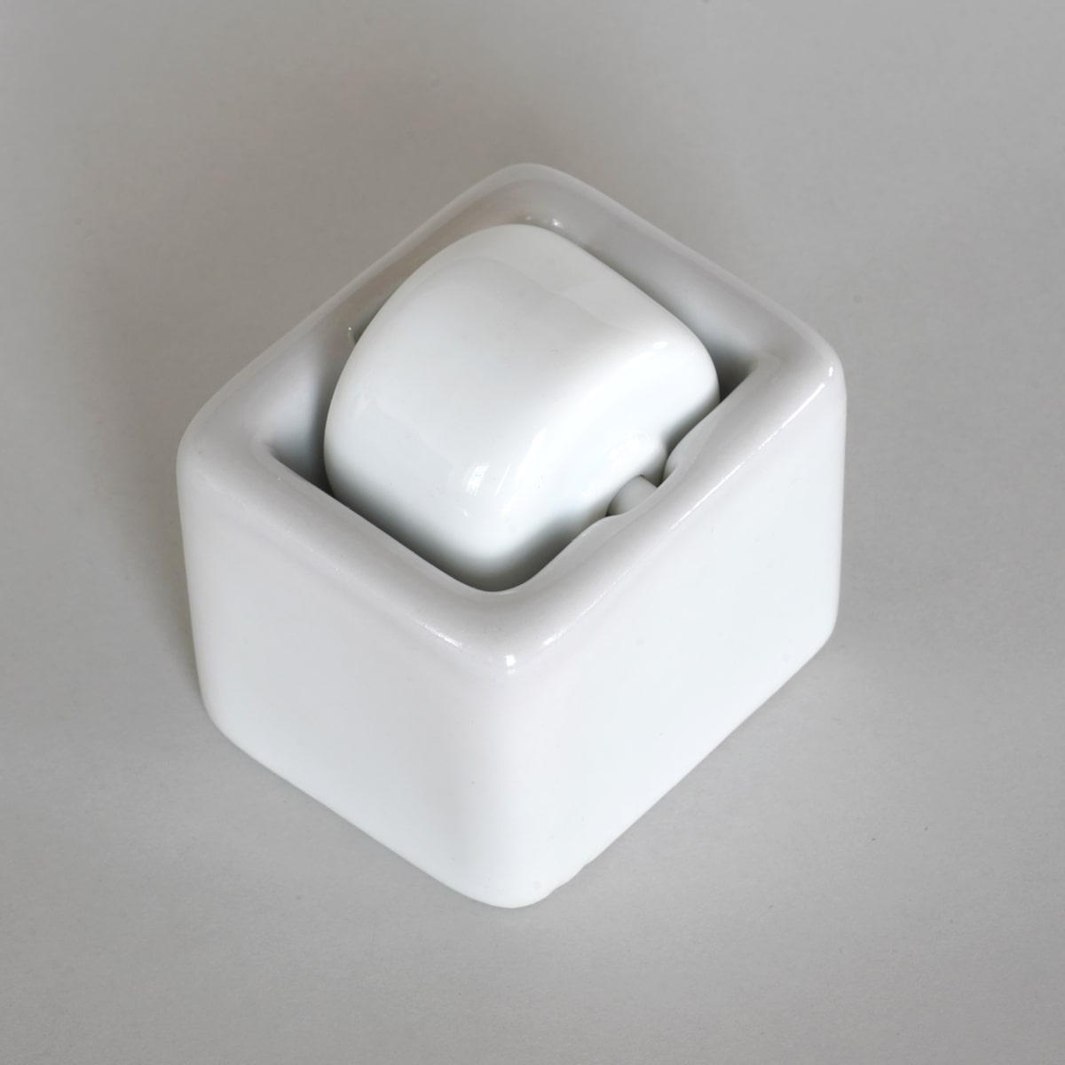 Porcelain Envelope Moistener for Gummed Adhesives TALAS